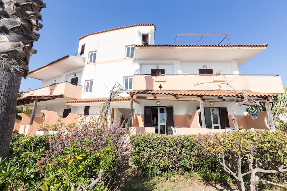 Residence Esmeraldo Capo Vaticano Exterior foto