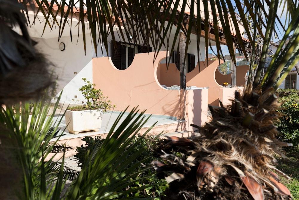 Residence Esmeraldo Capo Vaticano Exterior foto